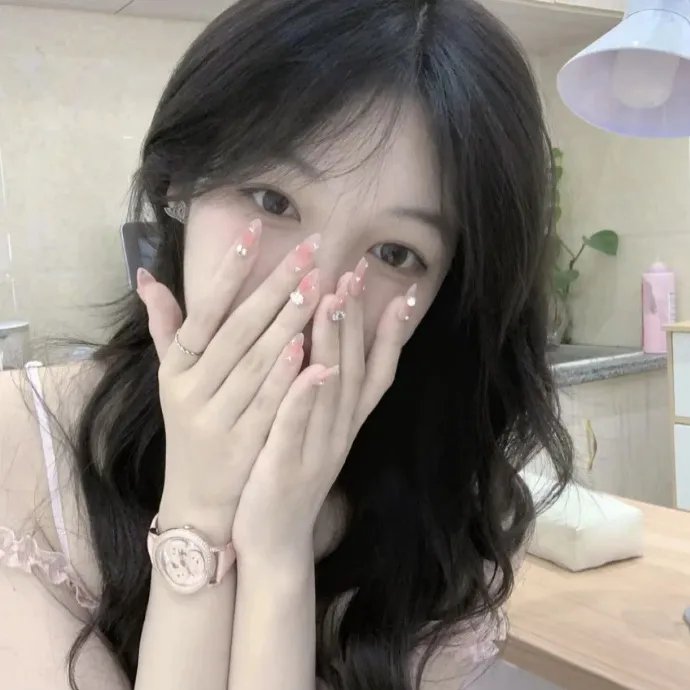 监狱三年后她登临至高